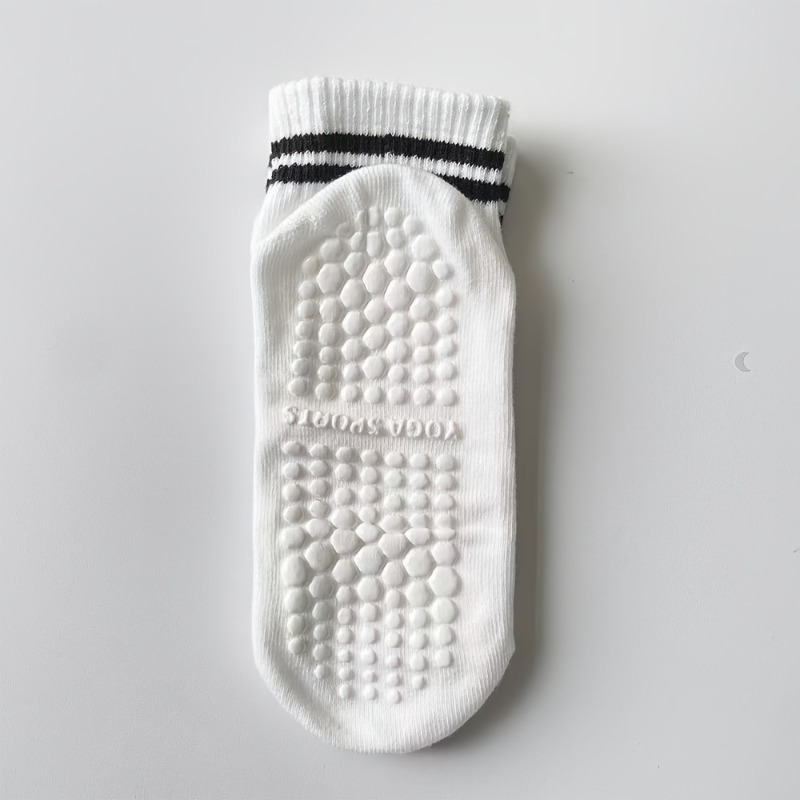 1/5 Pair Women's Silicone Anti - đánh giá và giá Yoga & Fitness Classes By Niharika Zirakpur Reviews