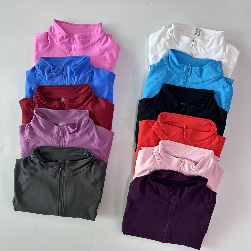No Logo Yoga Jacket With Half  - đánh giá và giá Yoga & Fitness Classes By Niharika Zirakpur Reviews